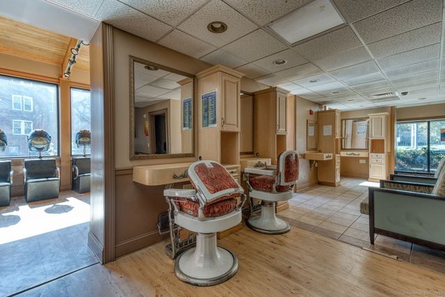 2404 Main Street, Hartford, CT 06120