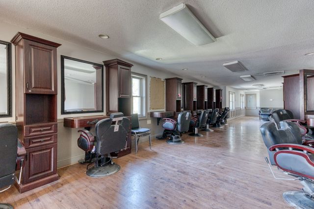 2404 Main Street, Hartford, CT 06120