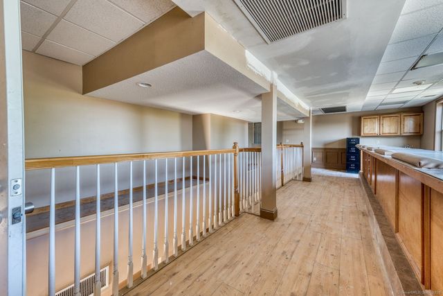 2404 Main Street, Hartford, CT 06120