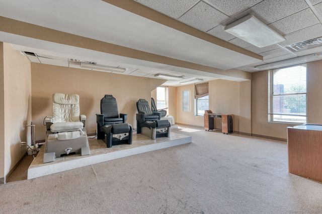 2404 Main Street, Hartford, CT 06120