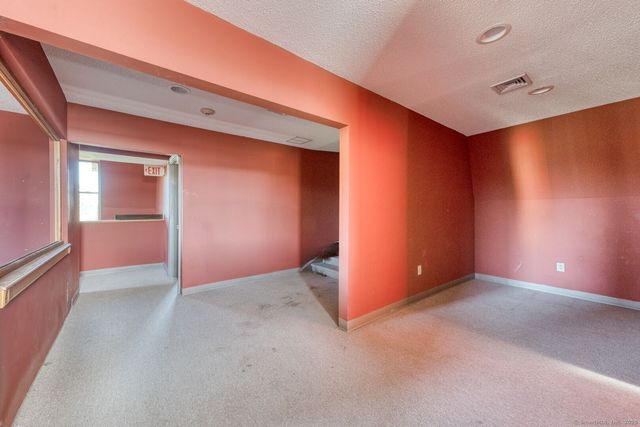 2404 Main Street, Hartford, CT 06120