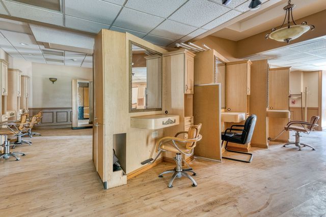 2404 Main Street, Hartford, CT 06120