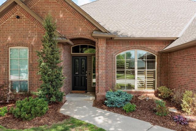 4205 Harrogate Drive, Norman, OK 73072