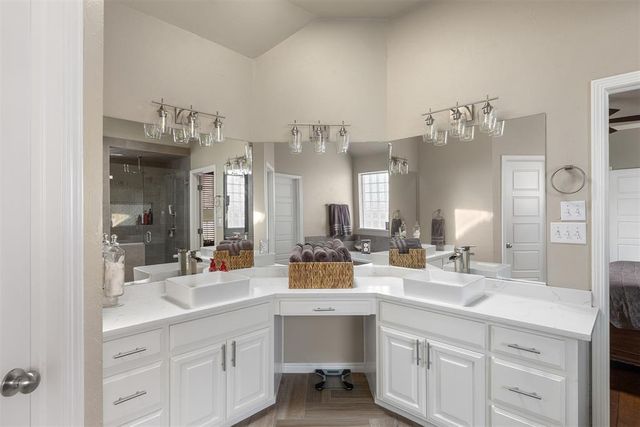 4205 Harrogate Drive, Norman, OK 73072