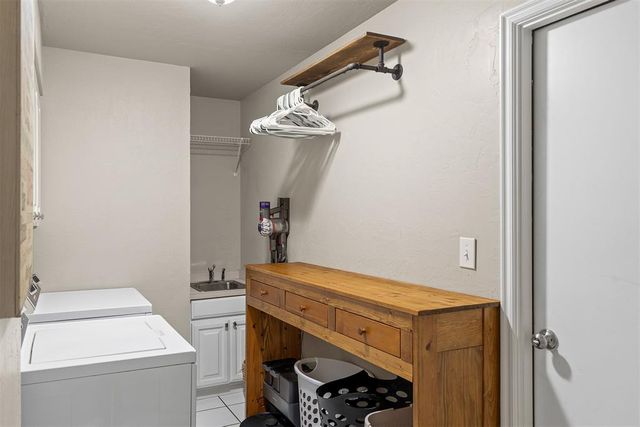 4205 Harrogate Drive, Norman, OK 73072