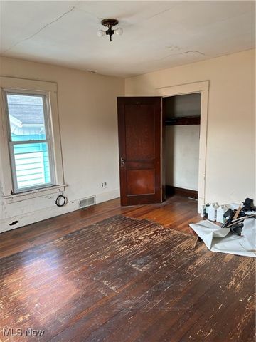 425 N Zane Highway, Martins Ferry, OH 43935