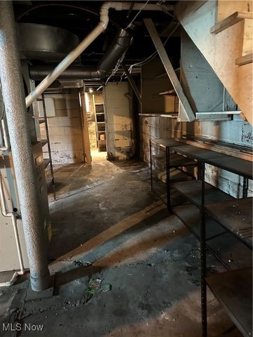 425 N Zane Highway, Martins Ferry, OH 43935