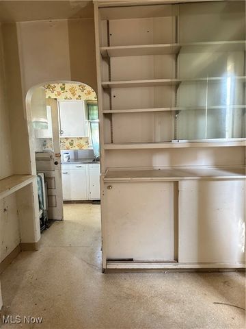 425 N Zane Highway, Martins Ferry, OH 43935