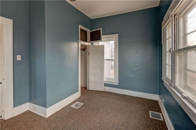 659 Middle Street, Leavenworth, KS 66048