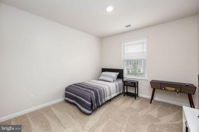 160 PORTER PKWY, Fruitland, MD 21826