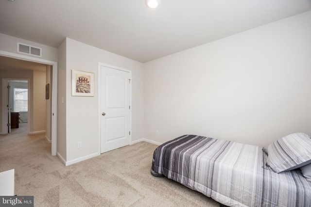 160 PORTER PKWY, Fruitland, MD 21826