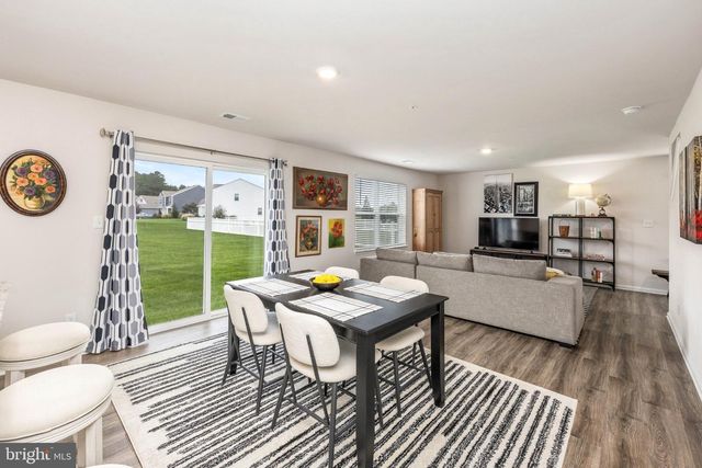 160 PORTER PKWY, Fruitland, MD 21826