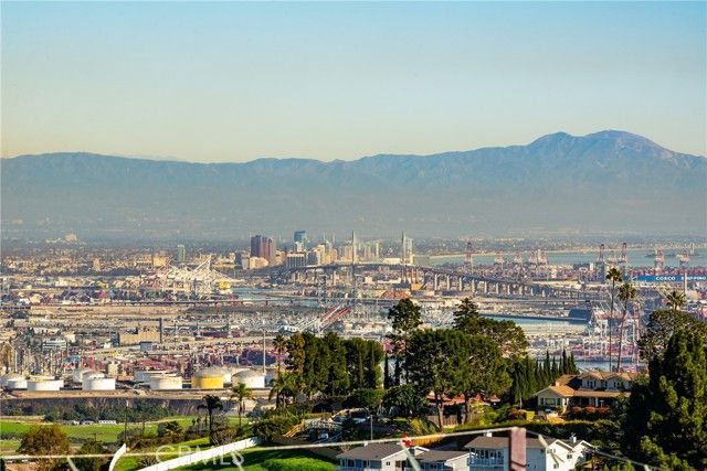 80 Saddleback, Rolling Hills, CA 90274