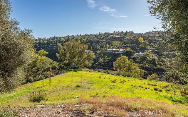 80 Saddleback, Rolling Hills, CA 90274
