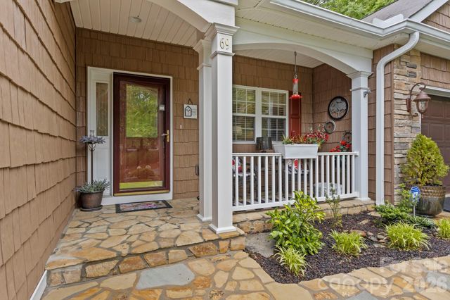 69 Old Pasture Way, Hendersonville, NC 28739