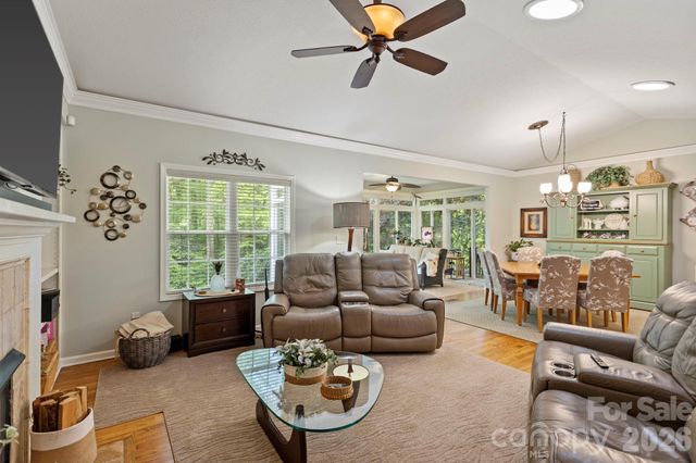 69 Old Pasture Way, Hendersonville, NC 28739