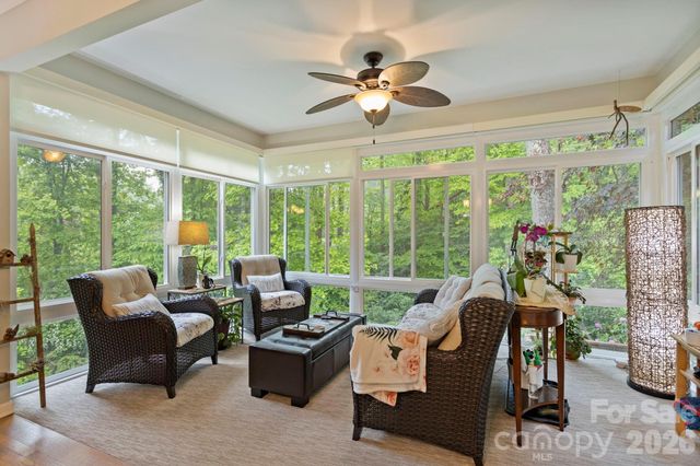 69 Old Pasture Way, Hendersonville, NC 28739