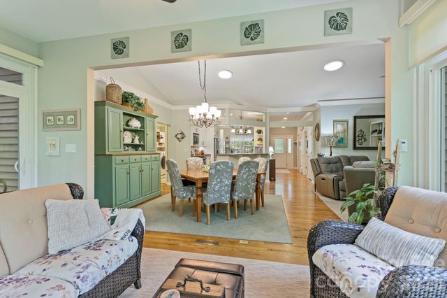 69 Old Pasture Way, Hendersonville, NC 28739