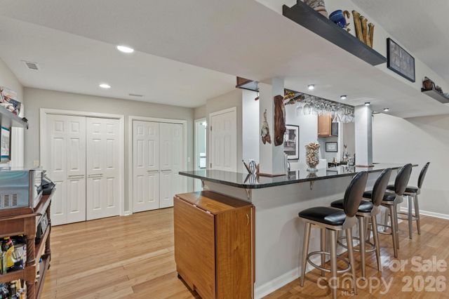 69 Old Pasture Way, Hendersonville, NC 28739