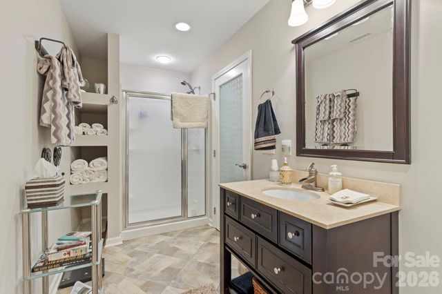 69 Old Pasture Way, Hendersonville, NC 28739