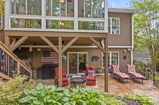 69 Old Pasture Way, Hendersonville, NC 28739