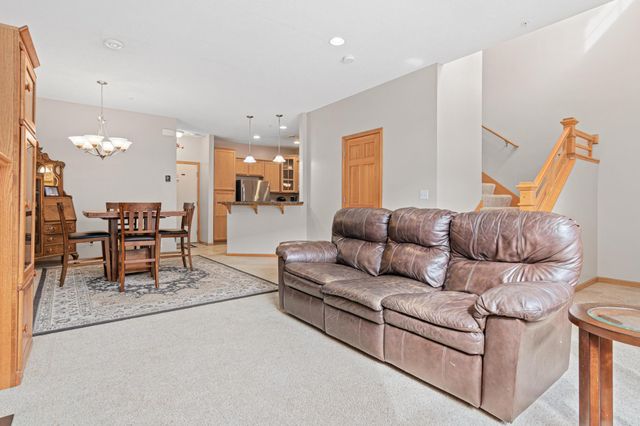 9538 Scott Circle N, Brooklyn Park, MN 55443