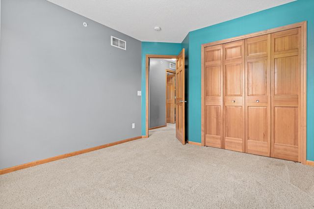 9538 Scott Circle N, Brooklyn Park, MN 55443