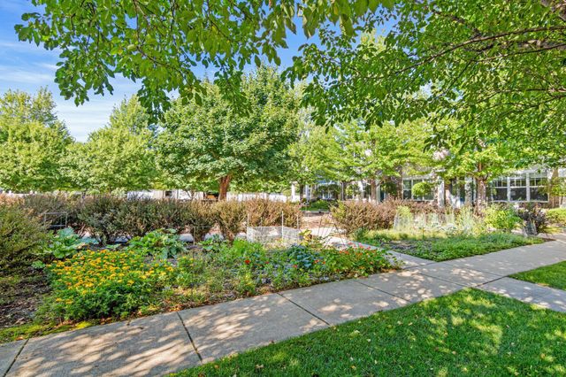 9538 Scott Circle N, Brooklyn Park, MN 55443