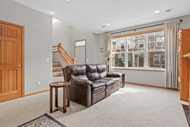 9538 Scott Circle N, Brooklyn Park, MN 55443