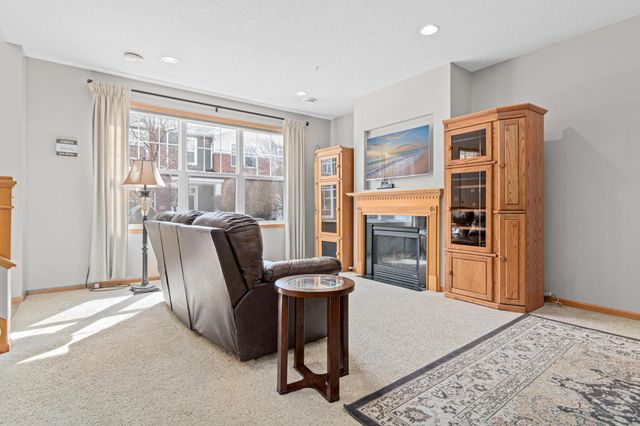 9538 Scott Circle N, Brooklyn Park, MN 55443