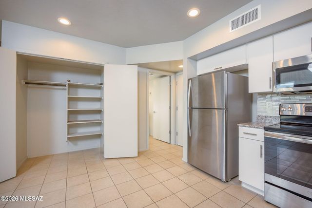 848 E Park Modern, Tucson, AZ 85719