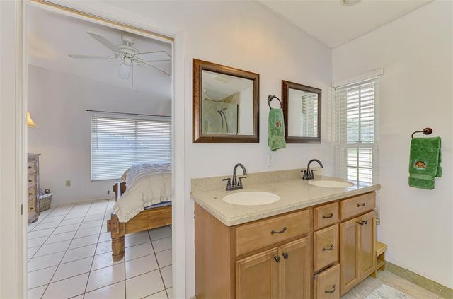 1805 28TH STREET W, Bradenton, FL 34205