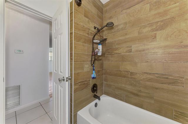 1805 28TH STREET W, Bradenton, FL 34205