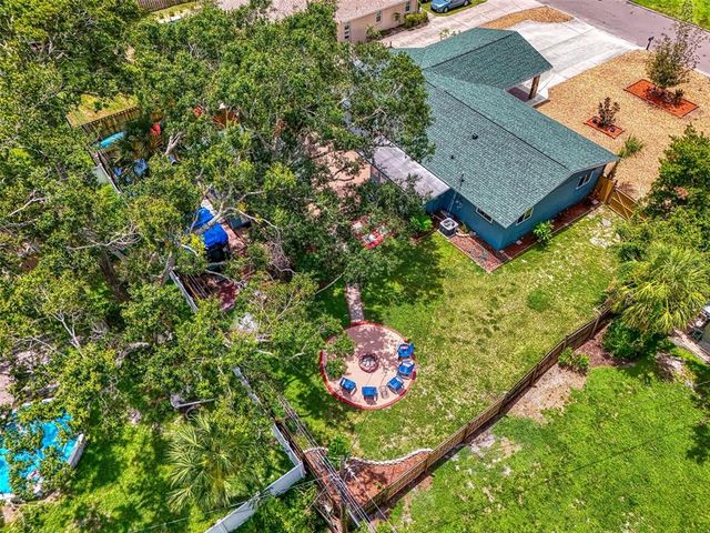 1805 28TH STREET W, Bradenton, FL 34205