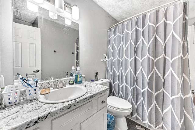 1409 A,B,C,D Oriole Street, Springdale, AR 72764