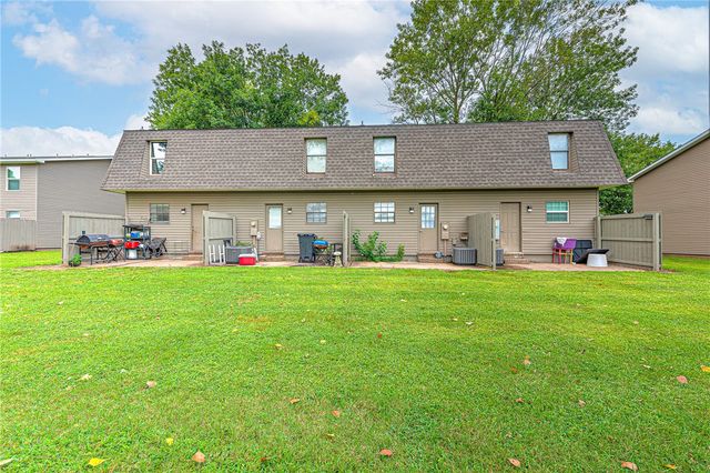 1409 A,B,C,D Oriole Street, Springdale, AR 72764