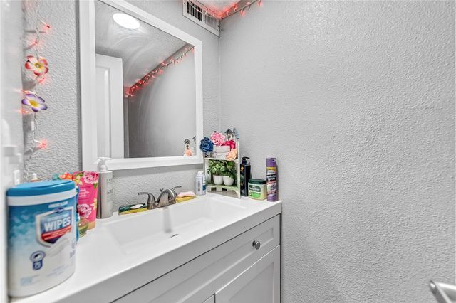 1409 A,B,C,D Oriole Street, Springdale, AR 72764