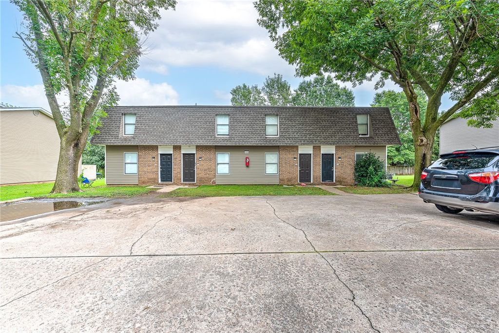 1409 A,B,C,D Oriole Street, Springdale, AR 72764
