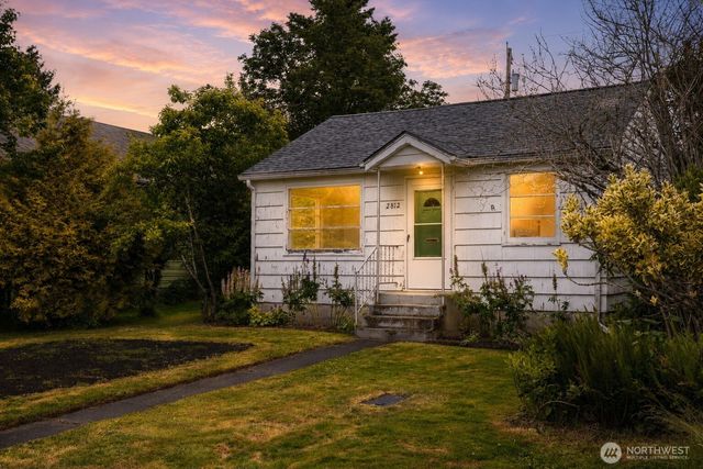 2812 Vallette Street, Bellingham, WA 98225