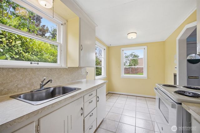 2812 Vallette Street, Bellingham, WA 98225