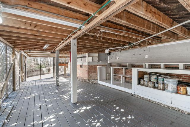 409 Acorn Falls Court, Holly Springs, NC 27540