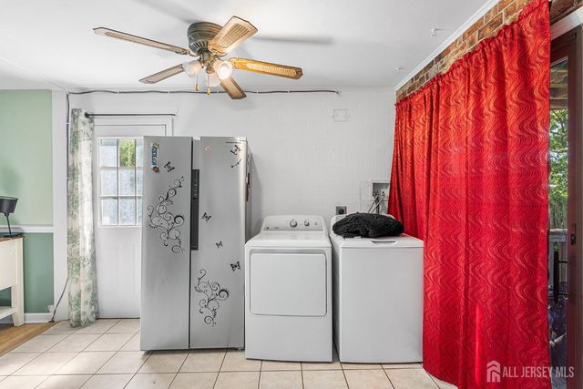 68 W edward Street, Iselin, NJ 08830