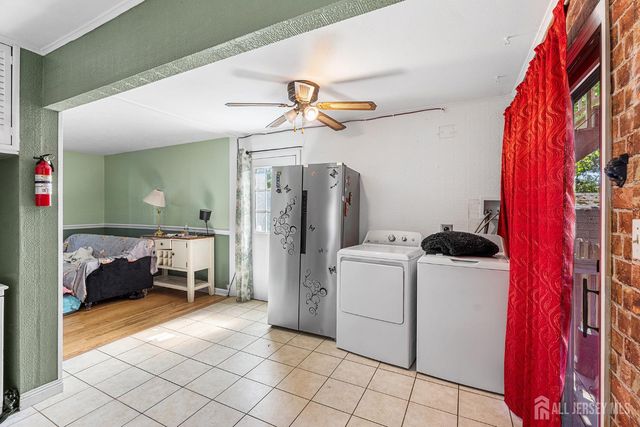 68 W edward Street, Iselin, NJ 08830