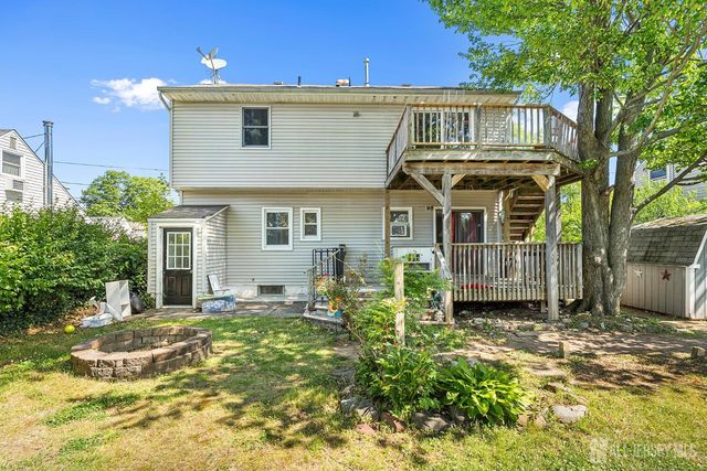 68 W edward Street, Iselin, NJ 08830
