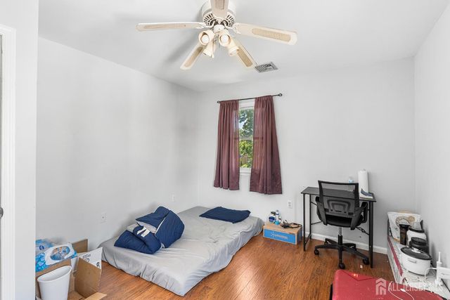 68 W edward Street, Iselin, NJ 08830