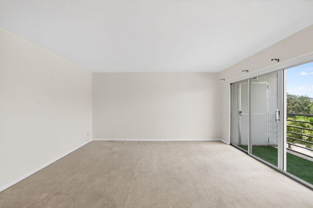 35 Mansfield A, Boca Raton, FL 33434