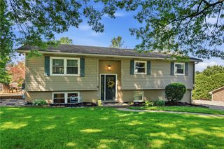 1274 Oakridge Rd, South Fayette, PA 15057