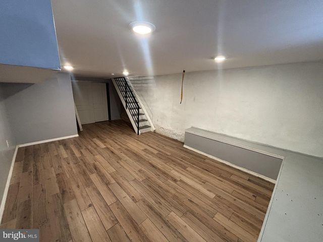 1717 FONTAIN ST, Philadelphia, PA 19121