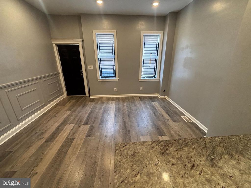 1717 FONTAIN ST, Philadelphia, PA 19121