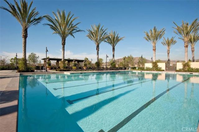 107 Mayfair, Irvine, CA 92620